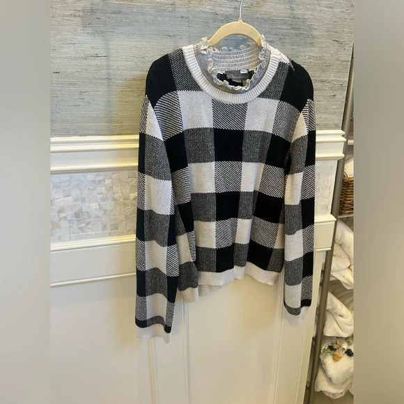 Anthropologie ruffle collar pullover sweater large black white plaid check - Picture 7 of 15